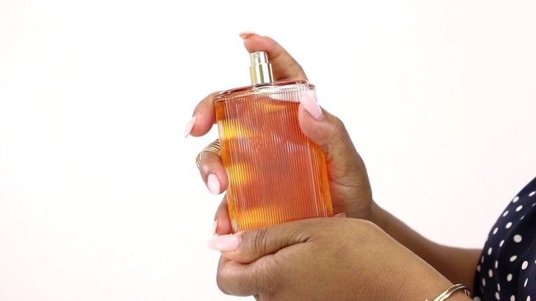 Men's Perfume Collection: All About Versace Parfym At One Place